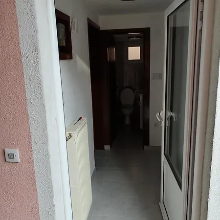 Sanimar Apartment *